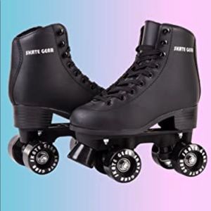 Black roller skates - womens size 7